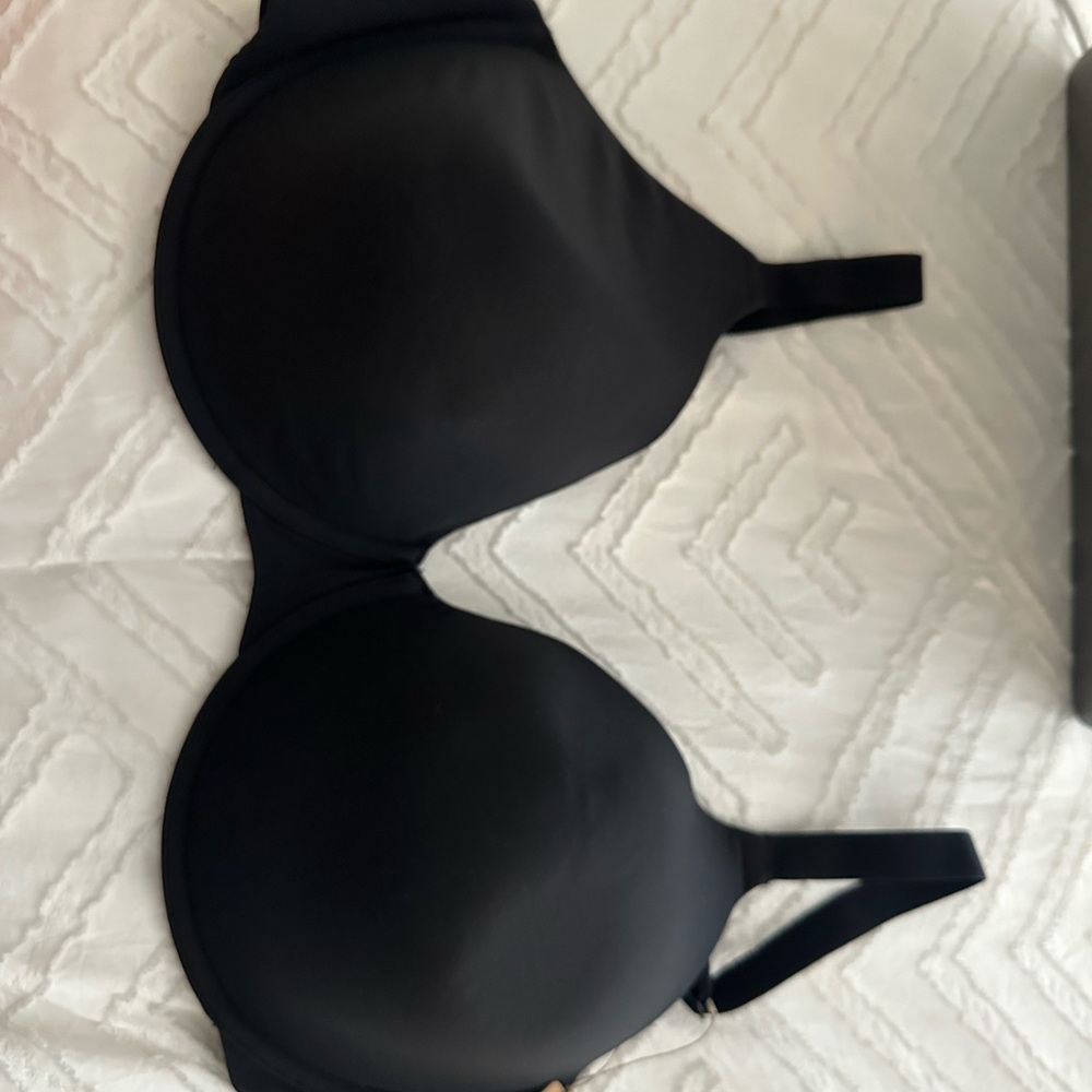 Skims Tshirt Bra